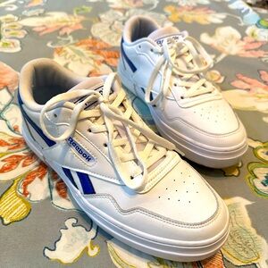 Vintage style Reebok blue white size 8 women 38.5 EUR